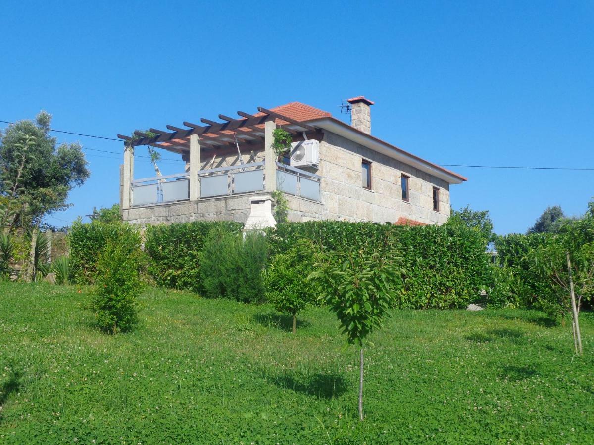 Gasthaus Bernardes House Castelo de Paiva Exterior foto