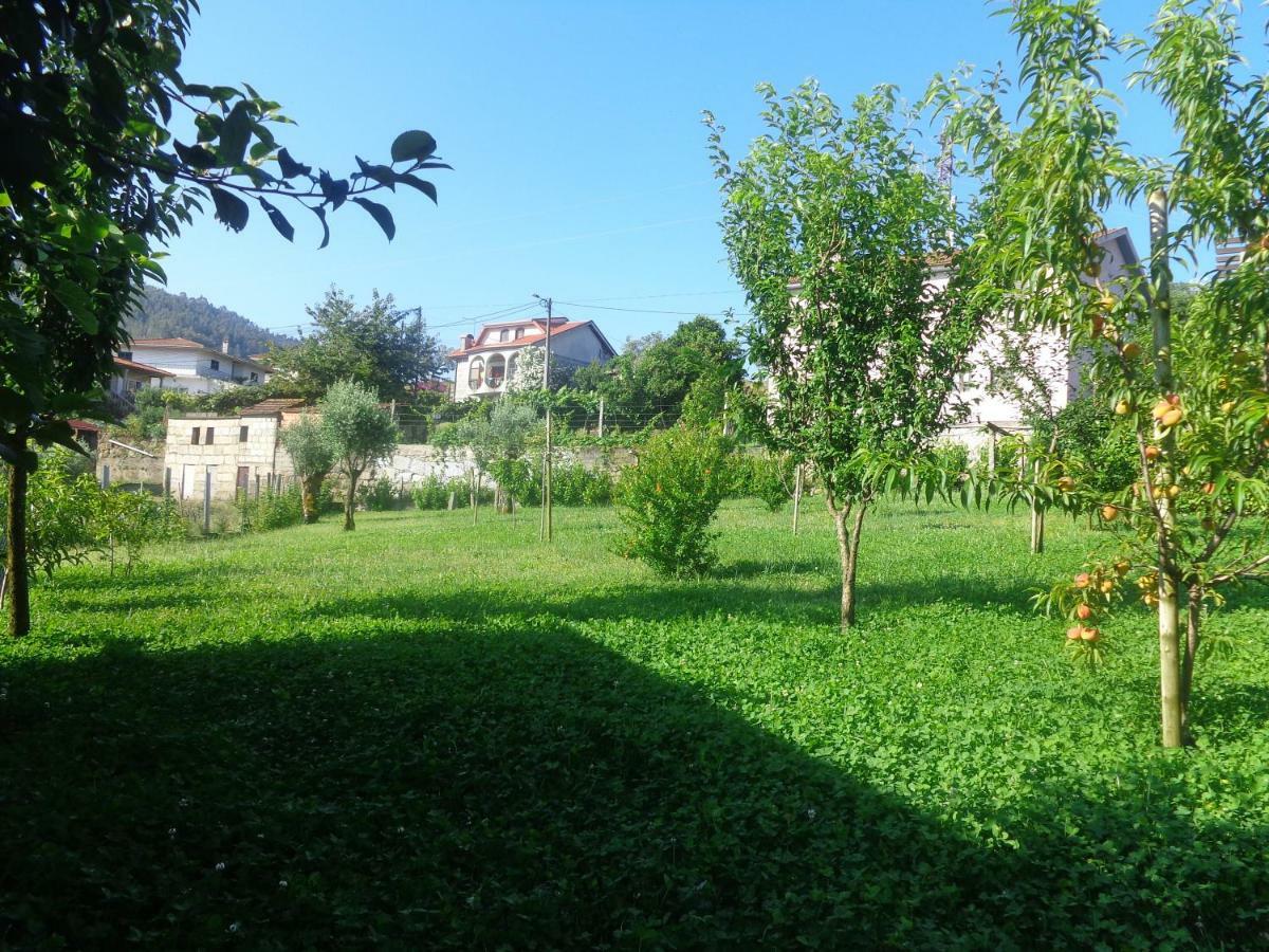 Gasthaus Bernardes House Castelo de Paiva Exterior foto